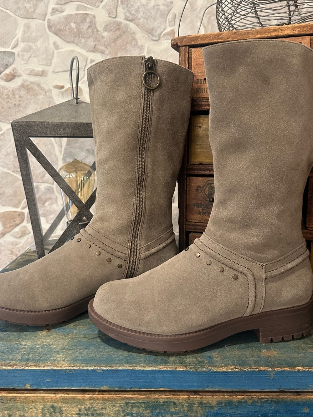 Revitalign Fall Boots - Picture 3 of 9